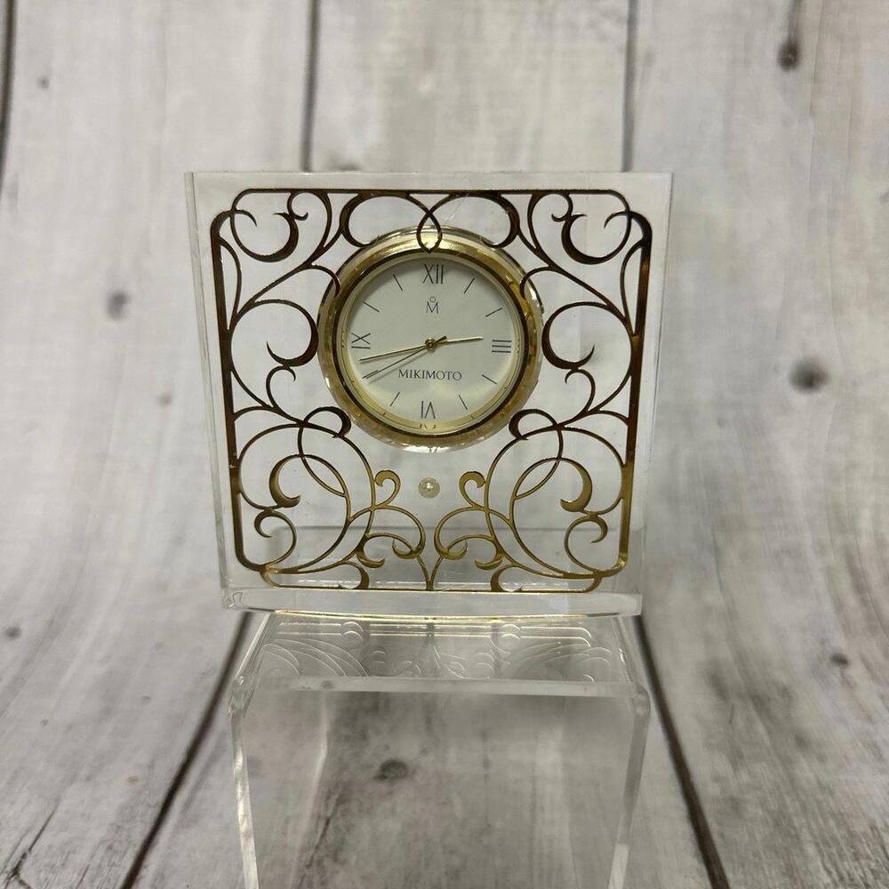 Mikmoto Pearl Clear Resin Clock